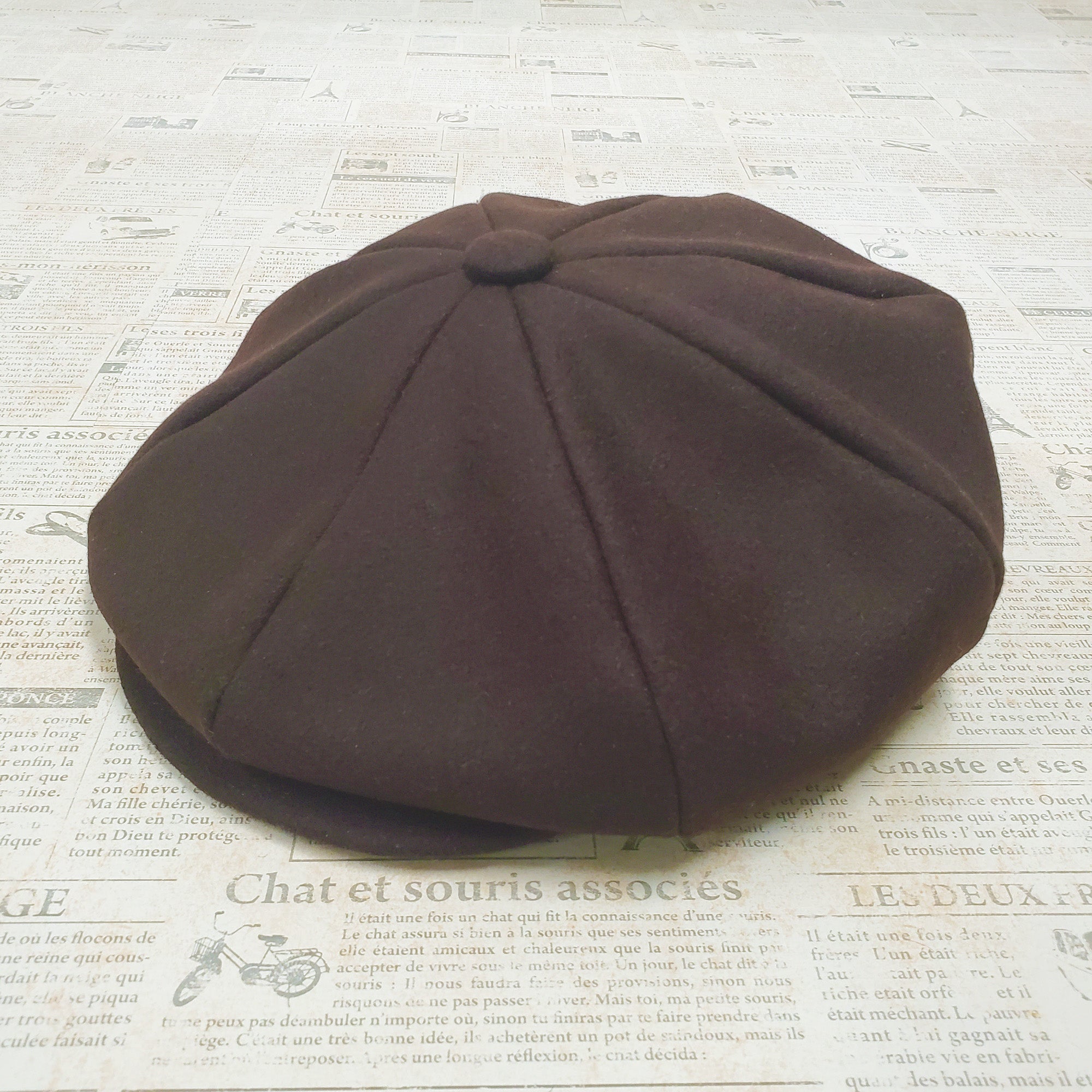 Wool Apple Newsboy Cap- Brown