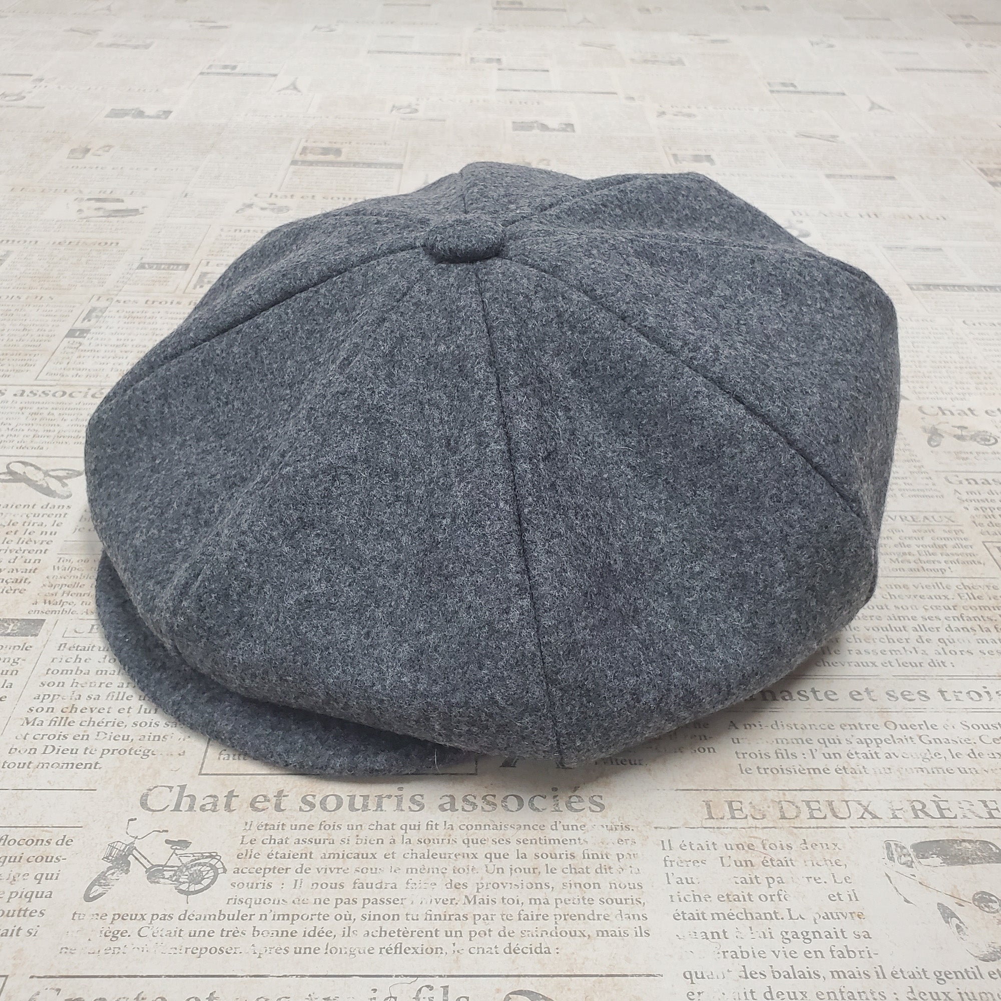Wool Apple Newsboy Cap- Charcoal