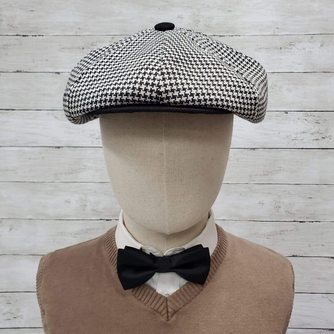 Black Houndstooth Linen Apple Newsboy Cap