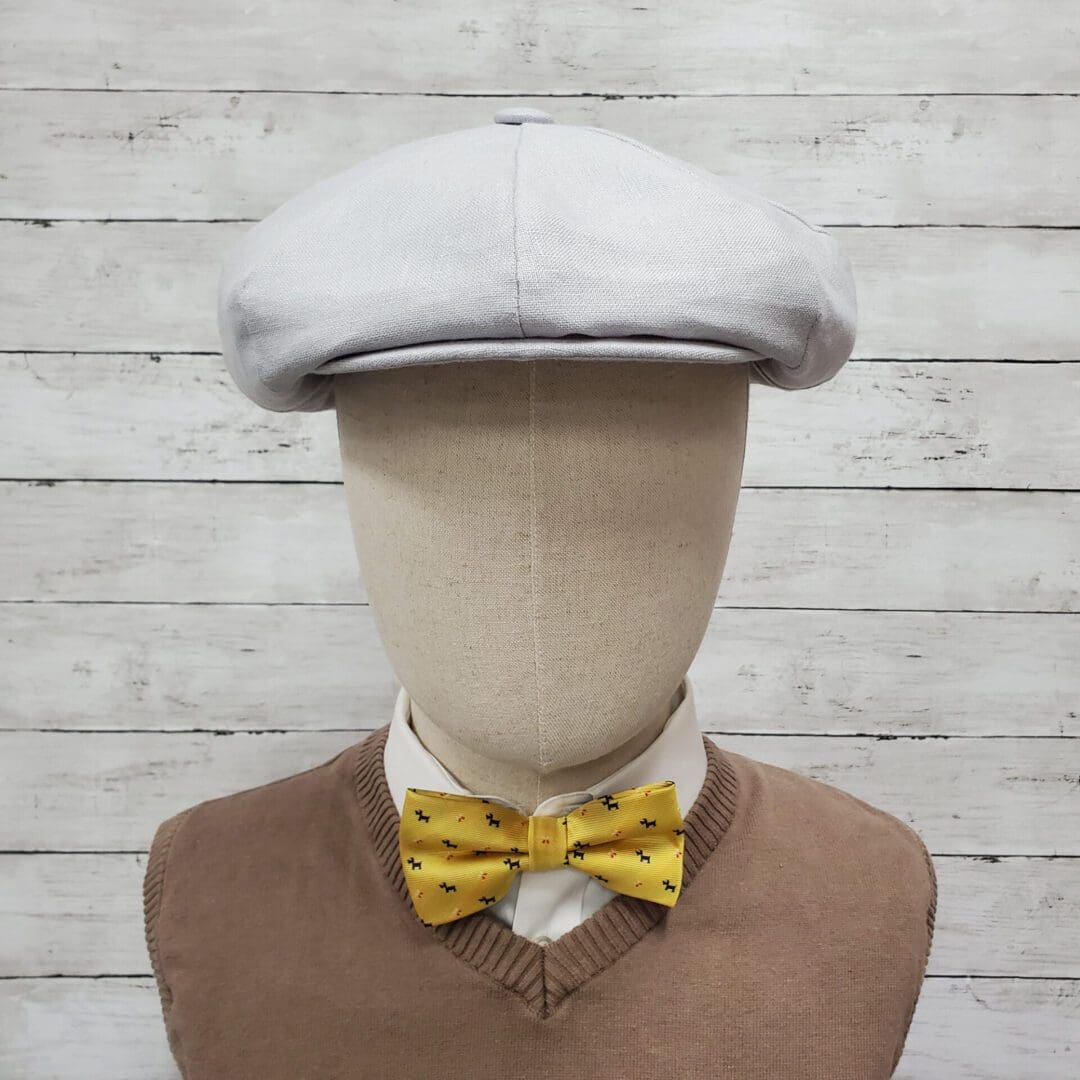 Light Grey Linen Apple Newsboy Cap