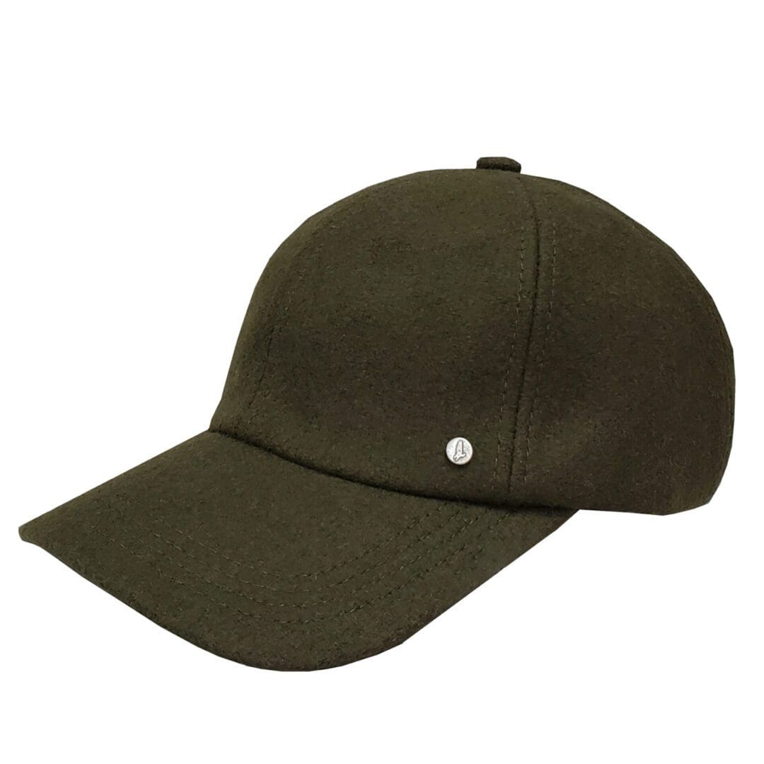 A baseball cap with a white dot on it.