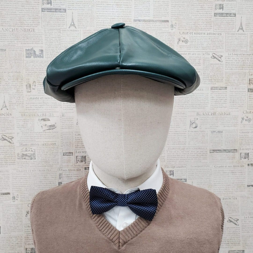 https://winnercaps.com/wp-content/uploads/2022/09/rr2-7-600x600.jpg Hunter Green Cowhide Leather Apple Newsboy Cap front