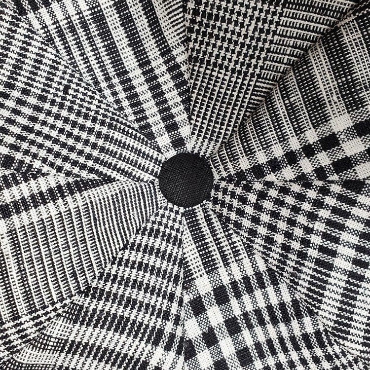 Black Plaid Linen Apple Newsboy Cap top