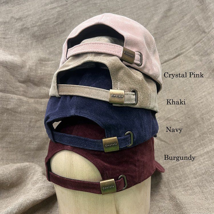 A hat is shown with different colors of hats.